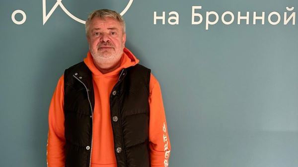 Константин Богомолов: 